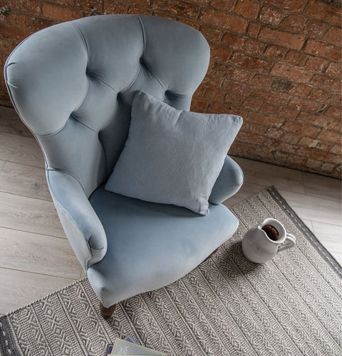 PINTER CHAIR